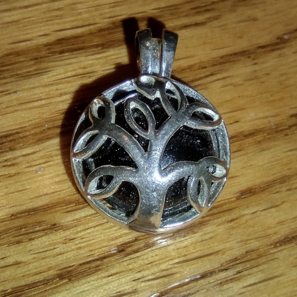 Sterling and onyx tree of life necklace - Picture 9 of 16